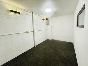 Photo 1- click for photo gallery